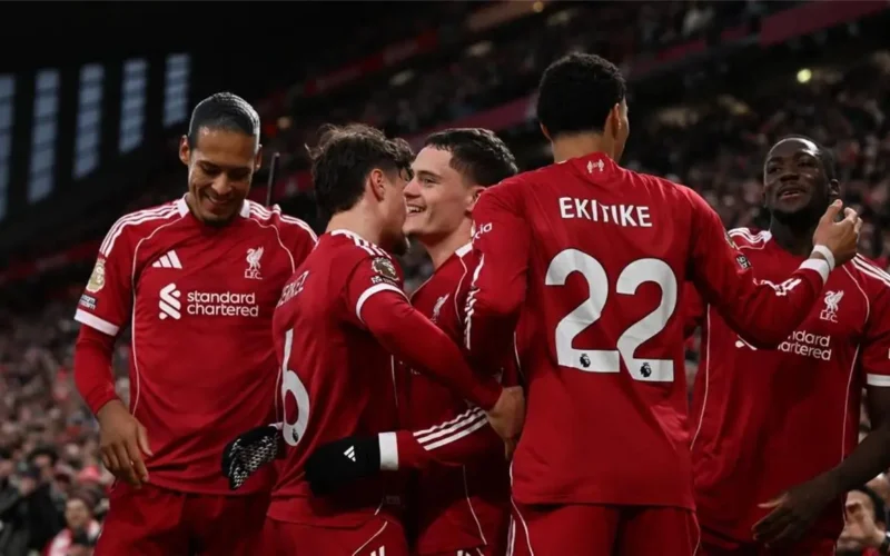ذا أثلتيك: ليفربول يفعل بند التمديد في عقد نجم الفريق الأول بالقلعة الحمراء